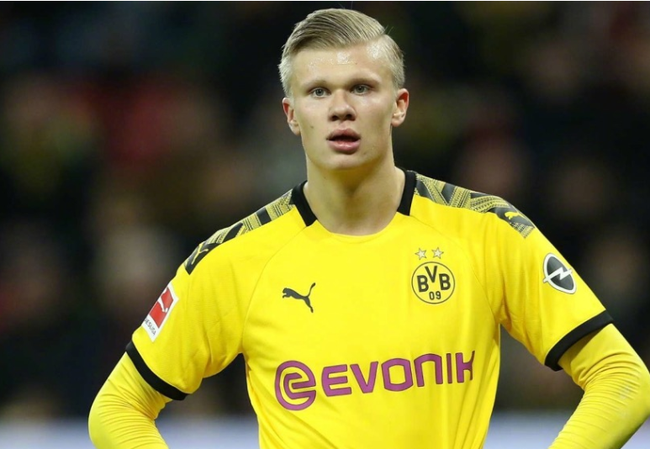 [NBA]球迷骂东契奇是垃圾，后者命中高难度三分后回喷：你xx说啥呢