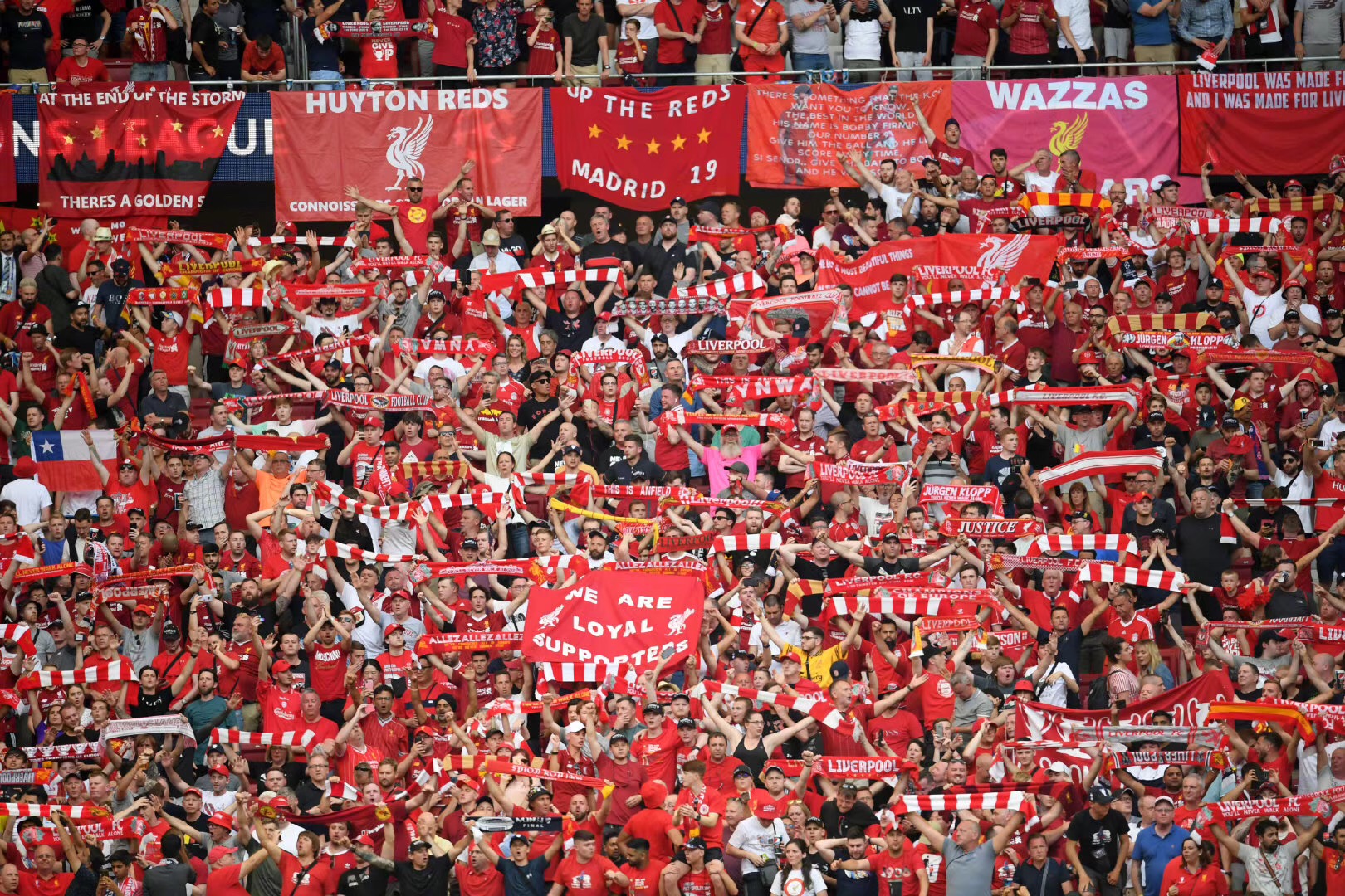 完美世界校园大行动即将收官 最终站长沙、广州和郑州！