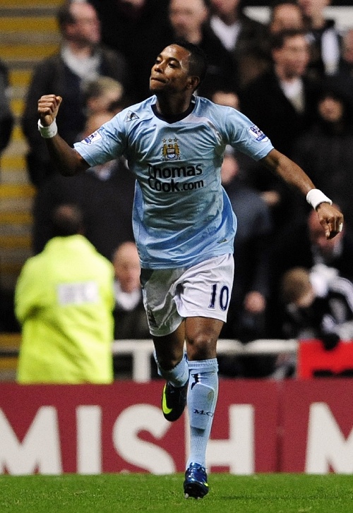 几句垃圾话！禁赛三场！29万没了！东契奇无辜吗？