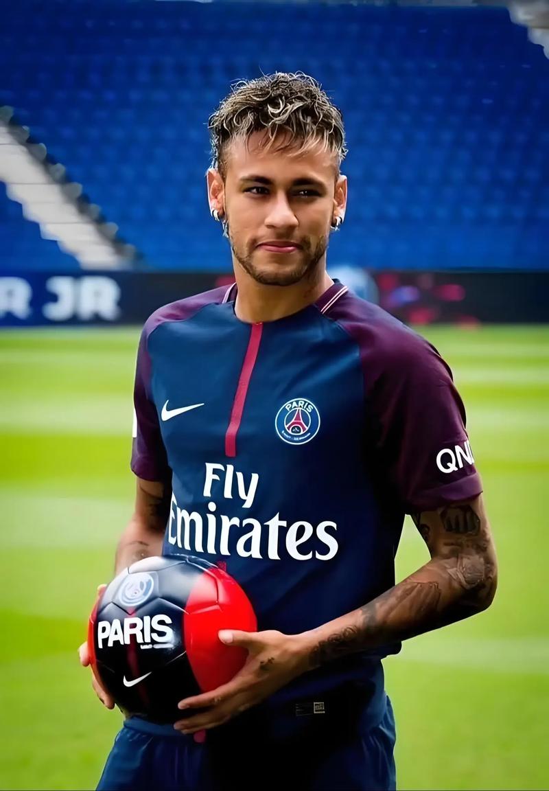 《王者荣耀》苍首款史诗皮肤“狼魂孤将”演示公开！