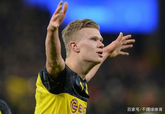 雪原双子！网友赛后偶遇Bin和Xun一起吃饭